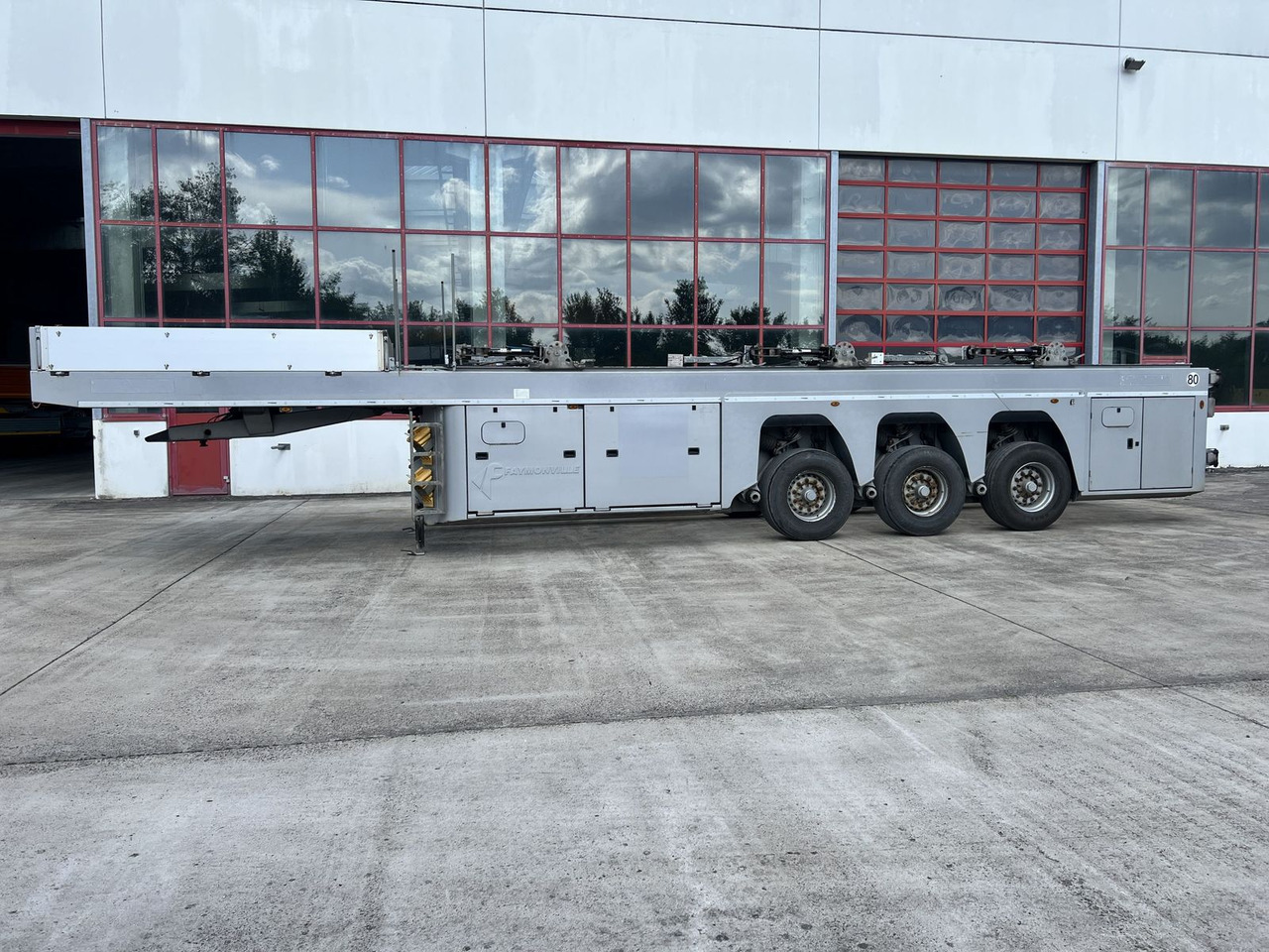Faymonville 3-Achs-Beton-Innenlader PREFAMAX, Wenig Benutzt - Semi-reboque transportador de contêineres/ Caixa móvel: foto 4 Faymonville 3-Achs-Beton-Innenlader PREFAMAX, Wenig Benutzt - Semi-reboque transportador de contêineres/ Caixa móvel: foto 4