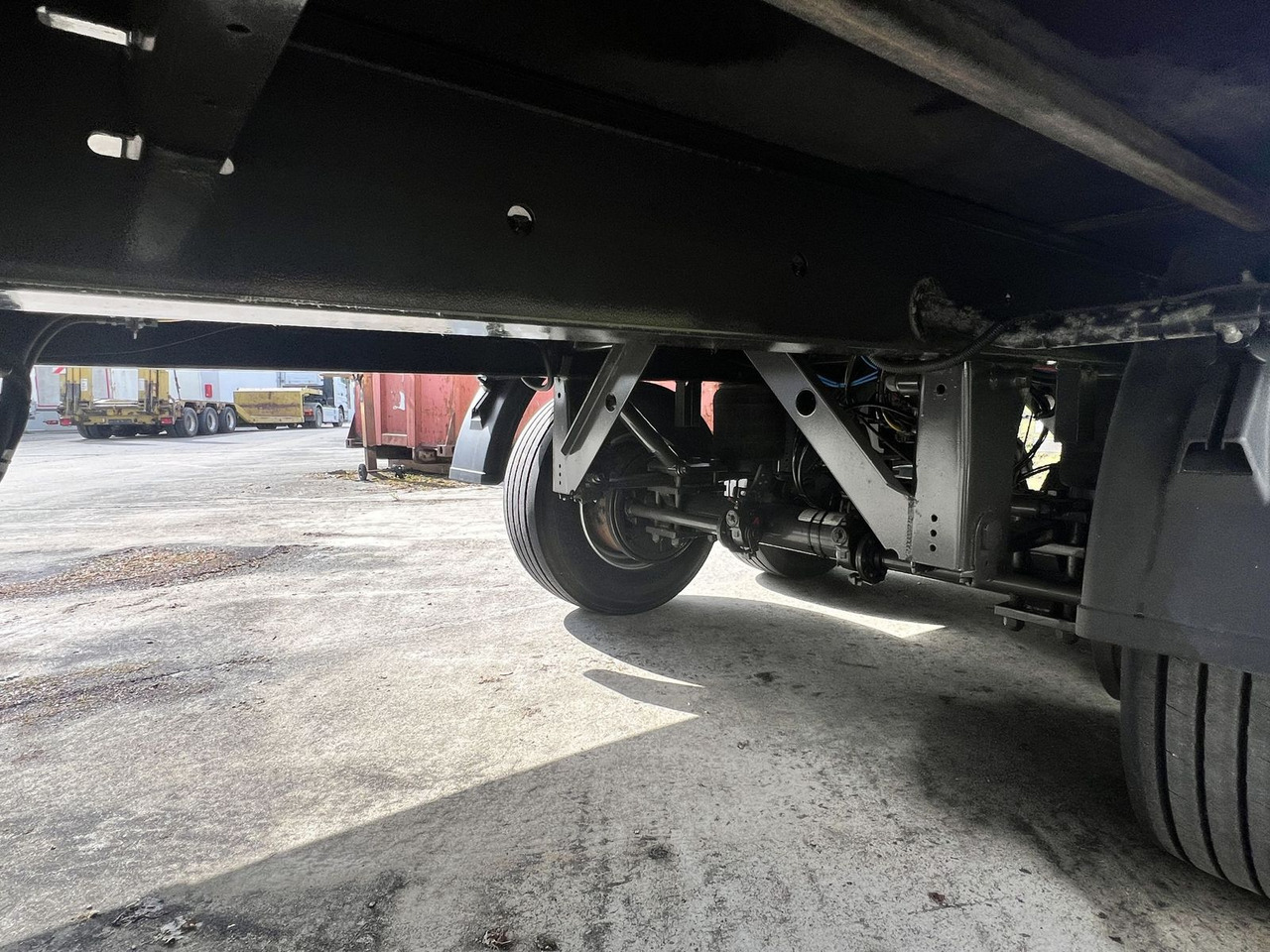 Fliegl 13,5 t Tandemplanenanhänger, neuwertig - Reboque de lona: foto 5 Fliegl 13,5 t Tandemplanenanhänger, neuwertig - Reboque de lona: foto 5