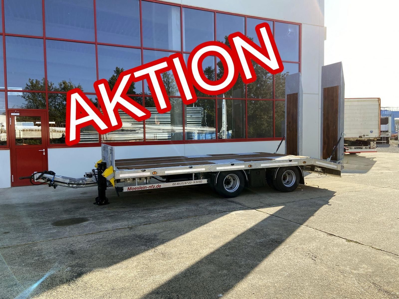 Möslein 21 t Tandemtieflader, Luftgefedert, NEU - Reboque baixa: foto 1 Möslein 21 t Tandemtieflader, Luftgefedert, NEU - Reboque baixa: foto 1
