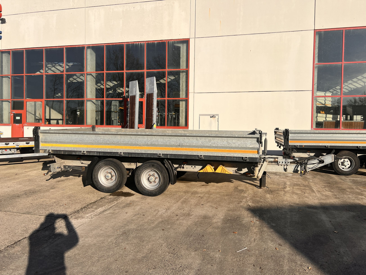 Möslein TDS 13 Schwebheim 13 t Tandemkipper- Tieflader - Reboque basculante: foto 1 Möslein TDS 13 Schwebheim 13 t Tandemkipper- Tieflader - Reboque basculante: foto 1