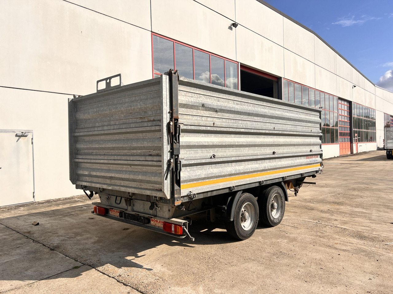 Möslein TDS 13 Schwebheim 13 t Tandemkipper- Tieflader, Aufsatzbordwände - Reboque basculante: foto 2 Möslein TDS 13 Schwebheim 13 t Tandemkipper- Tieflader, Aufsatzbordwände - Reboque basculante: foto 2