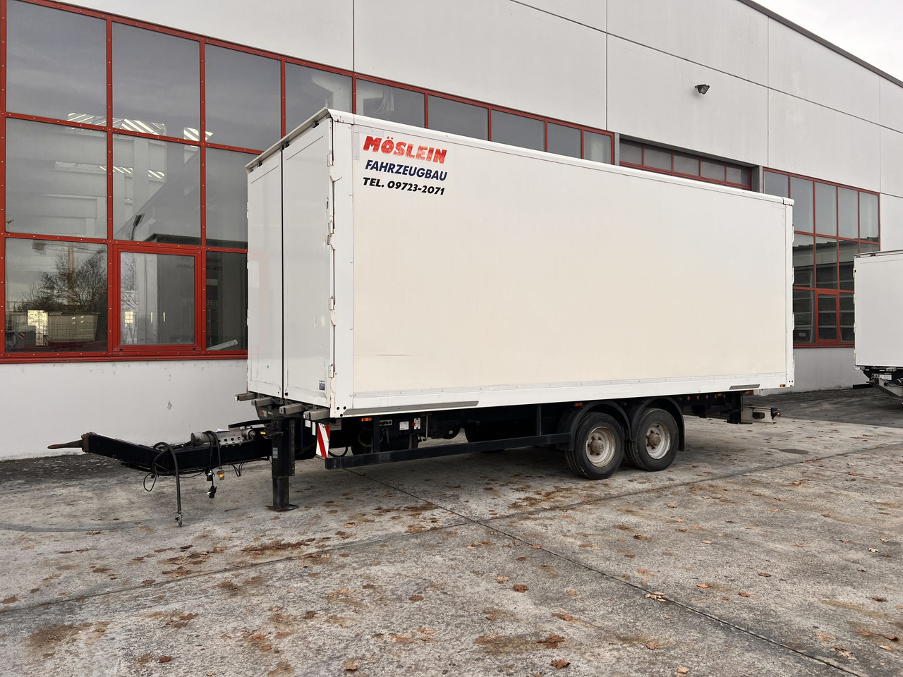 Möslein TKO 105 D Schwebheim Tandem- Koffer- Anhänger, Durchladbar - Reboque furgão: foto 1 Möslein TKO 105 D Schwebheim Tandem- Koffer- Anhänger, Durchladbar - Reboque furgão: foto 1