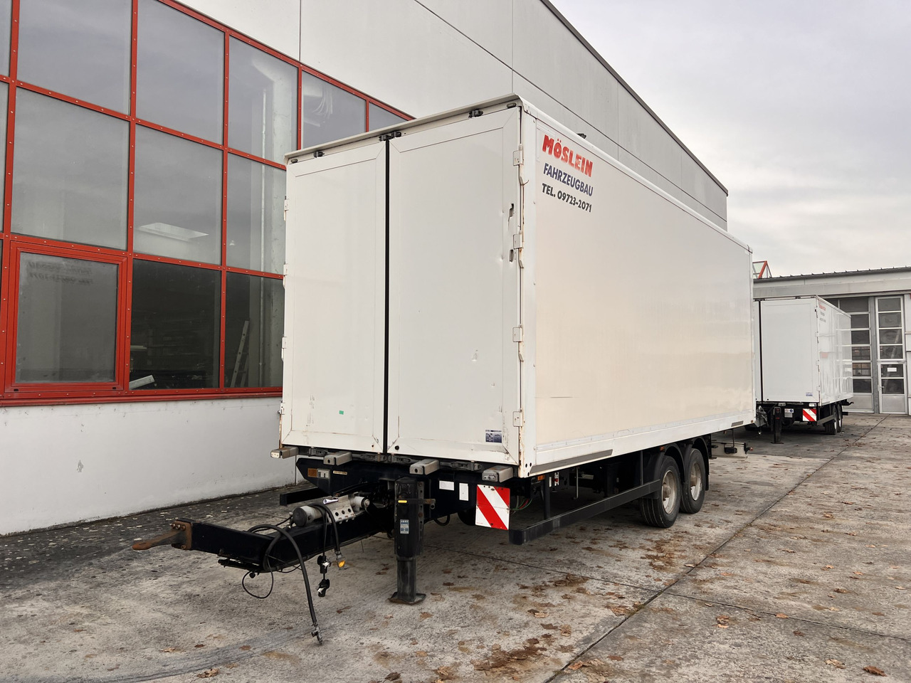 Möslein TKO 105 D Schwebheim Tandem- Koffer- Anhänger, Durchladbar - Reboque furgão: foto 3 Möslein TKO 105 D Schwebheim Tandem- Koffer- Anhänger, Durchladbar - Reboque furgão: foto 3