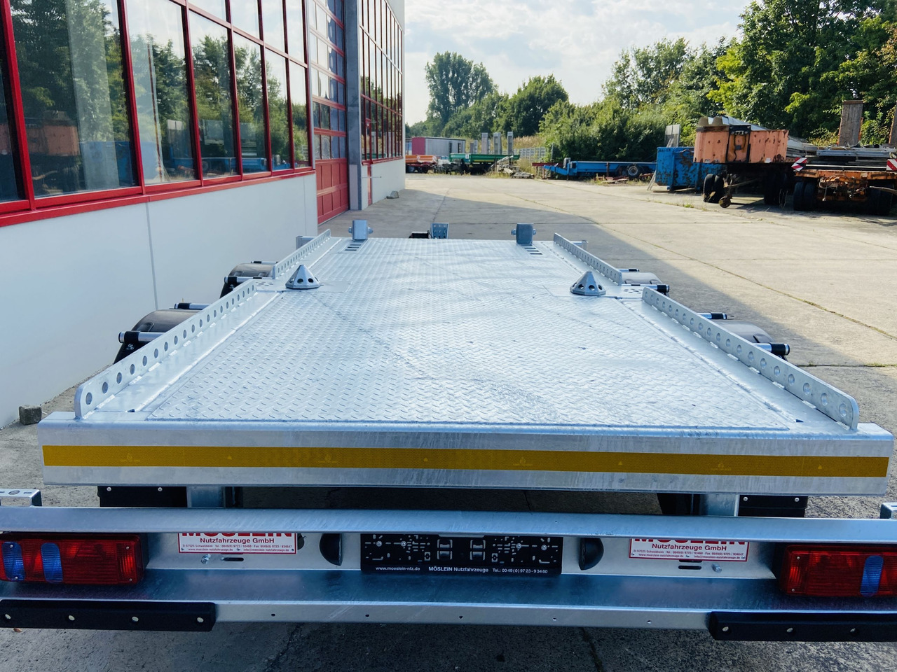 Reboque basculante novo Möslein TMH 2  14 t Tandem- Absetzmuldenanhänger,geschlossenen BodenNeufahrzeug: foto 10