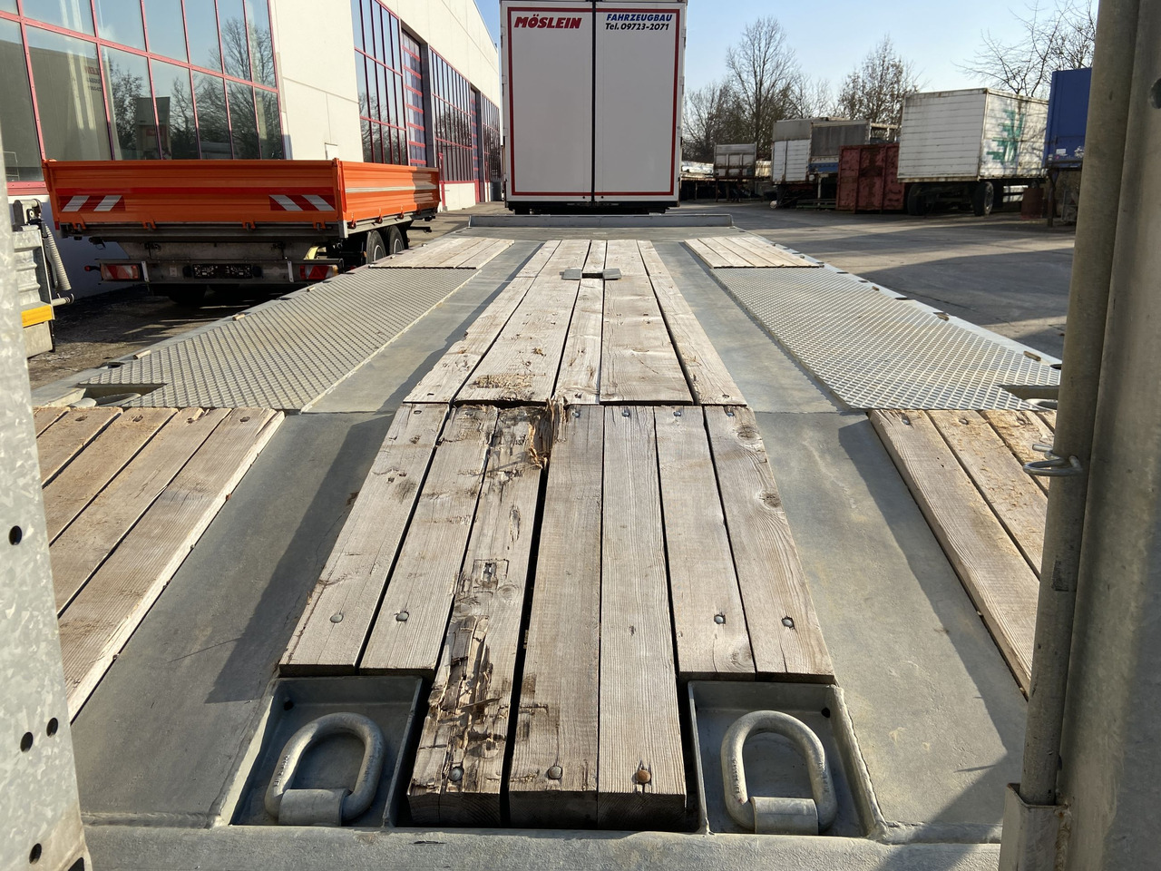 Möslein TO 3 F Schwebheim Neuwertig 3 Achs Tieflader 8,10 m Ladefläche - Reboque baixa: foto 5 Möslein TO 3 F Schwebheim Neuwertig 3 Achs Tieflader 8,10 m Ladefläche - Reboque baixa: foto 5