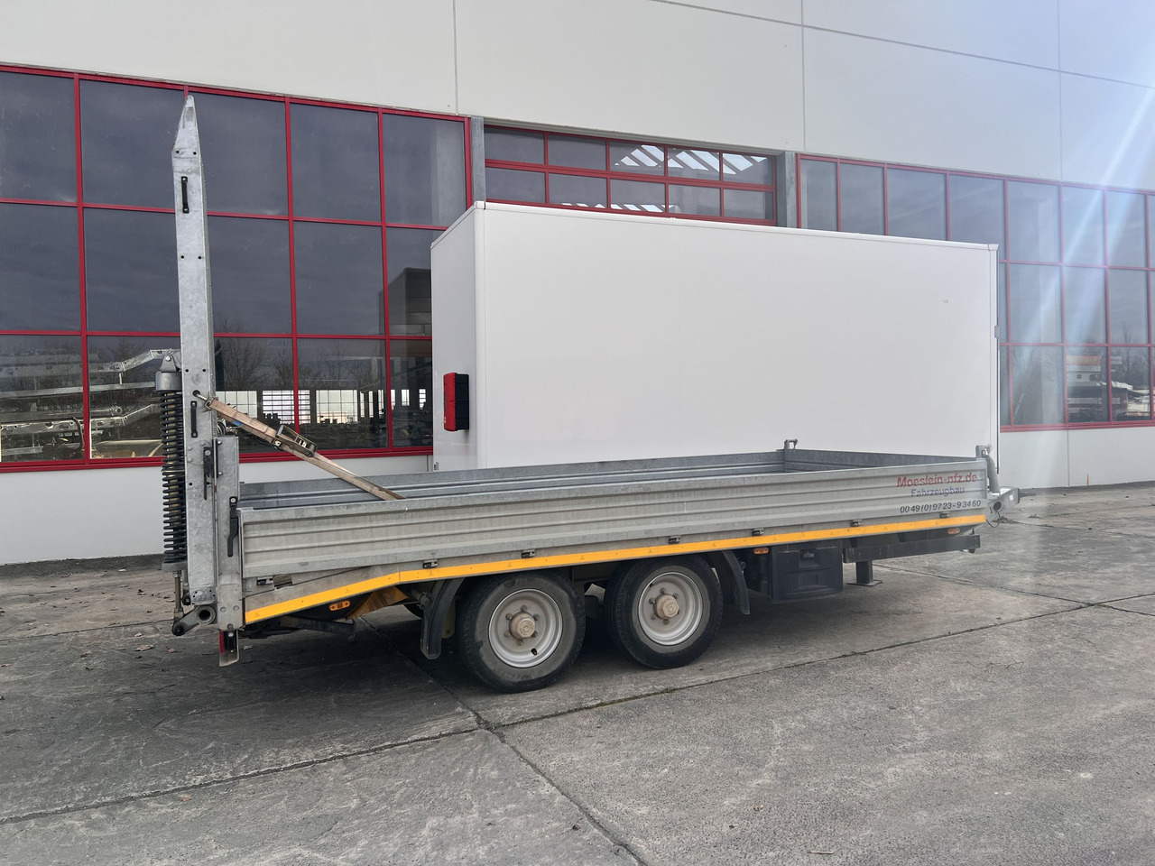 Möslein TTS 11 Schwebheim Tandemtieflader, Breite Rampen, Wenig Benutzt - Reboque baixa: foto 2 Möslein TTS 11 Schwebheim Tandemtieflader, Breite Rampen, Wenig Benutzt - Reboque baixa: foto 2