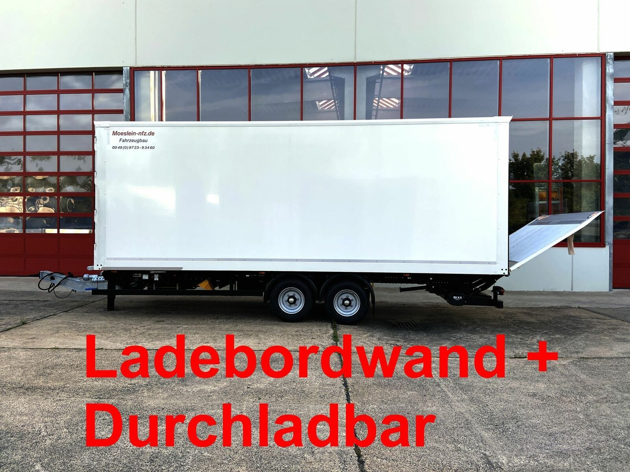 Möslein Tandem Koffer, Ladebordwand 1,5 t + Durchladbar - Reboque furgão: foto 1 Möslein Tandem Koffer, Ladebordwand 1,5 t + Durchladbar - Reboque furgão: foto 1