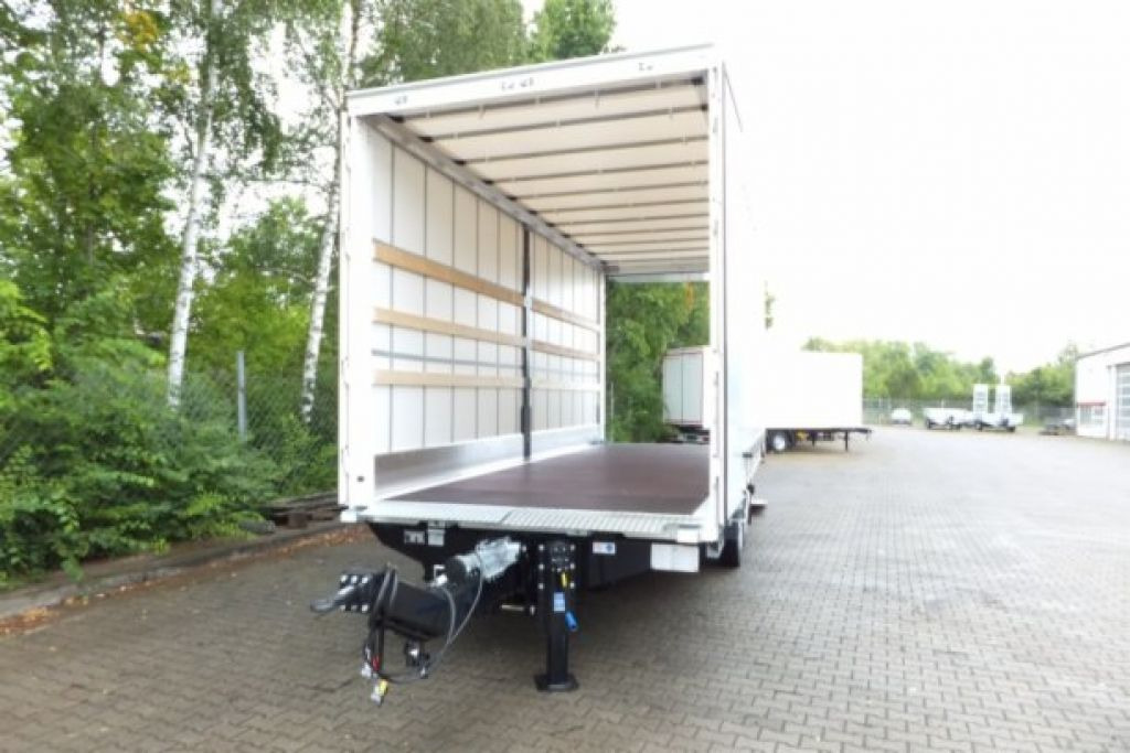 Möslein neuer Planenanhänger, Ladebordwand + Durchladba - Reboque de lona: foto 3 Möslein neuer Planenanhänger, Ladebordwand + Durchladba - Reboque de lona: foto 3