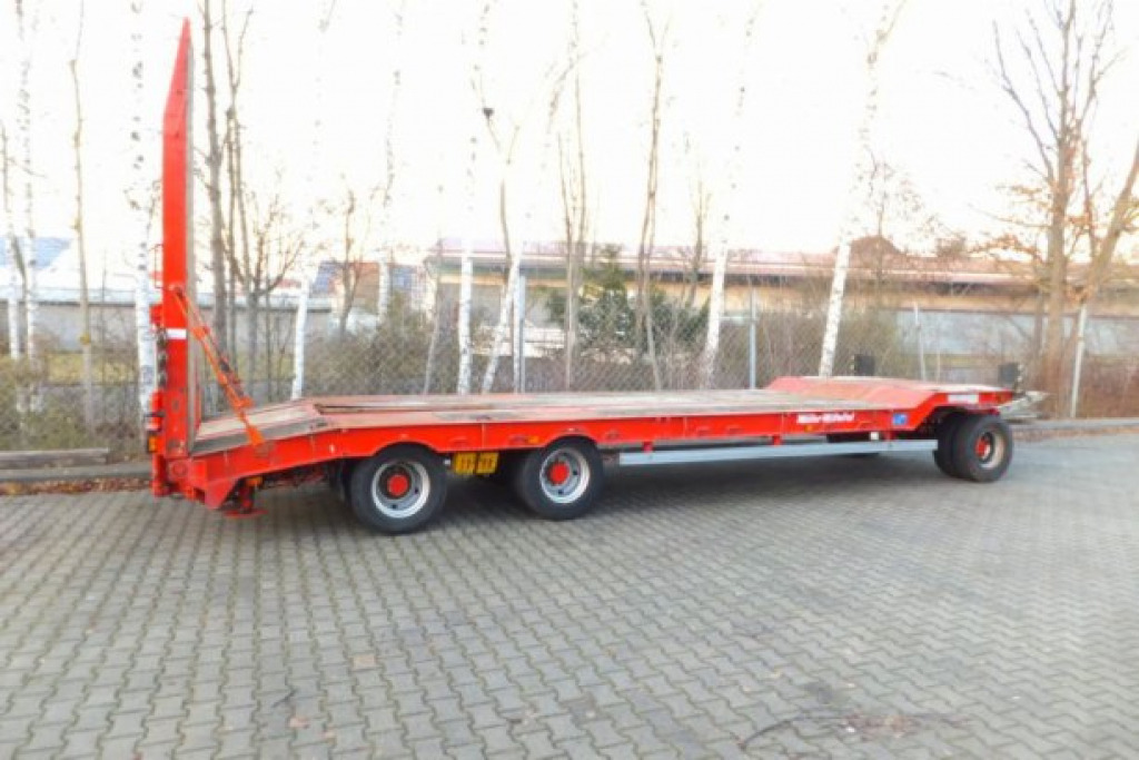 Müller Mitteltal T 3 3 Achs Tieflader- Anhänger - Reboque baixa: foto 1 Müller Mitteltal T 3 3 Achs Tieflader- Anhänger - Reboque baixa: foto 1