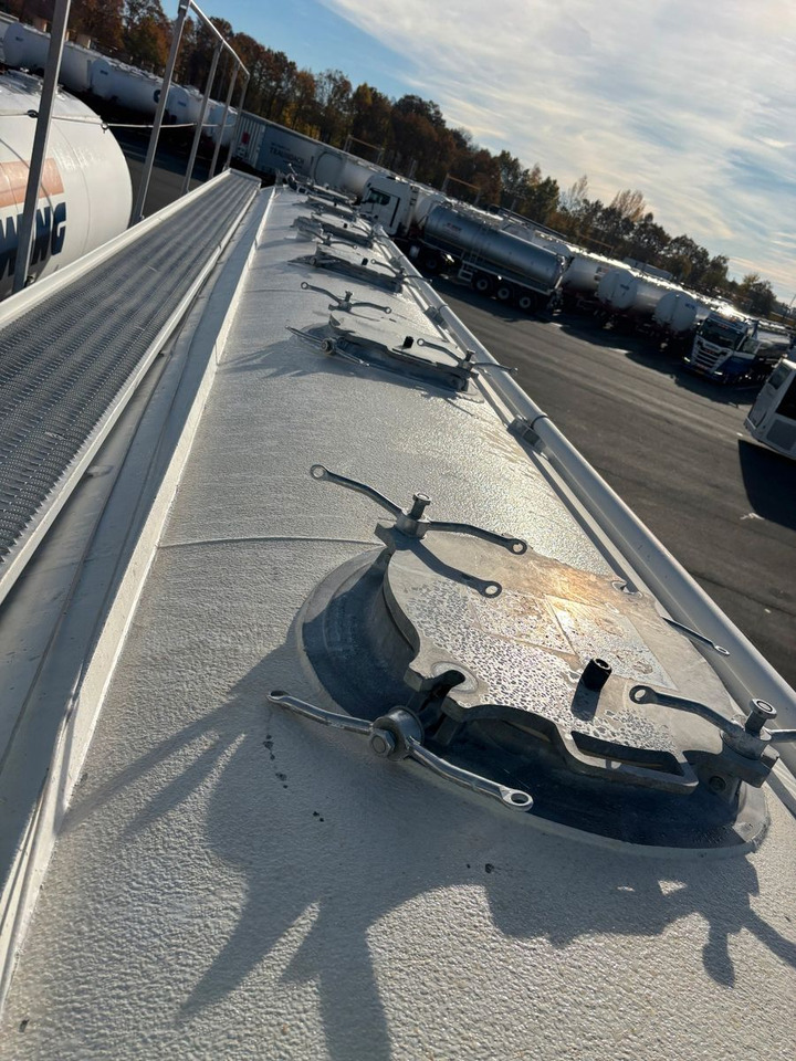 Feldbinder KIP 60.3 E-Hydraulik - Semirreboque silo: foto 5 Feldbinder KIP 60.3 E-Hydraulik - Semirreboque silo: foto 5