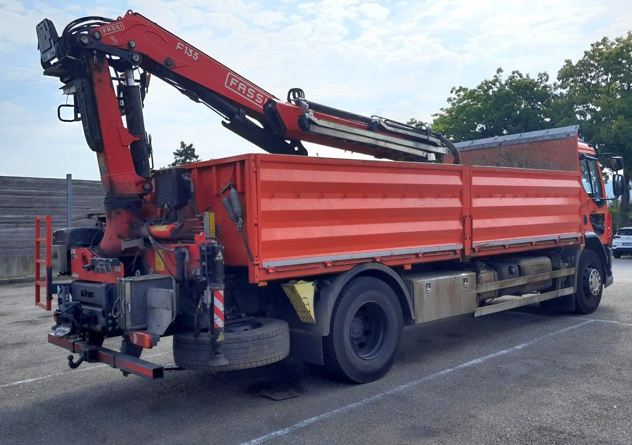 DAF FA LF 320 19t Fassi Kran - Camião de caixa aberta/ Plataforma, Camião grua: foto 4 DAF FA LF 320 19t Fassi Kran - Camião de caixa aberta/ Plataforma, Camião grua: foto 4