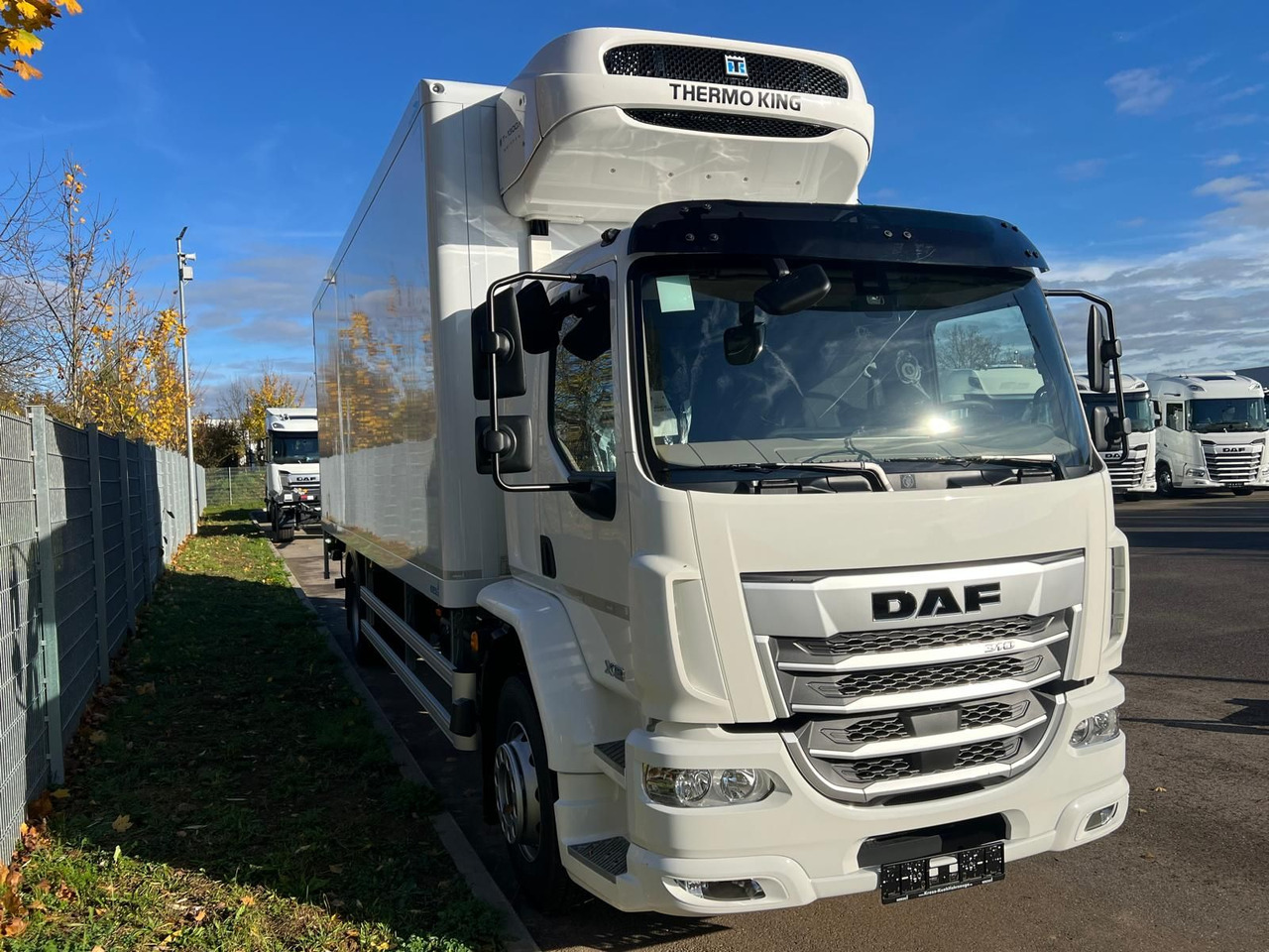 DAF FA XB 310 18t Kress Kühlaufbau - Camião frigorífico: foto 2 DAF FA XB 310 18t Kress Kühlaufbau - Camião frigorífico: foto 2