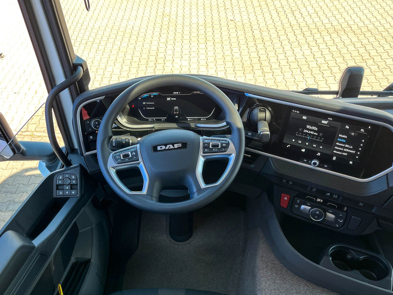 Camião grua, Camião basculante novo DAF FA XDC 370 Krankipper DAF XDC 370 FA Meiller Krankipper HMF: foto 17