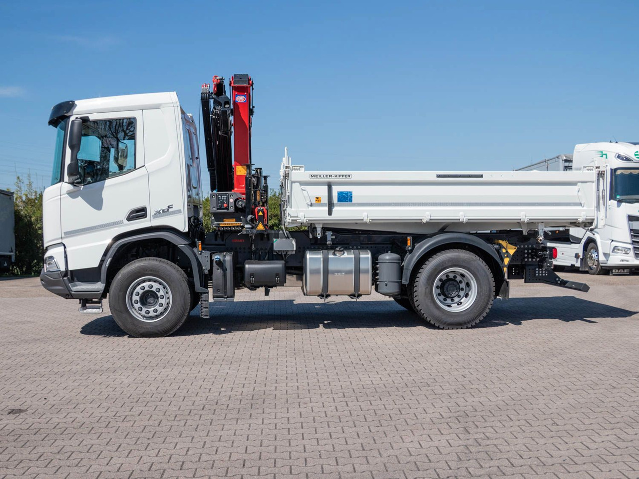 Camião grua, Camião basculante novo DAF FA XDC 370 Krankipper DAF XDC 370 FA Meiller Krankipper HMF: foto 6