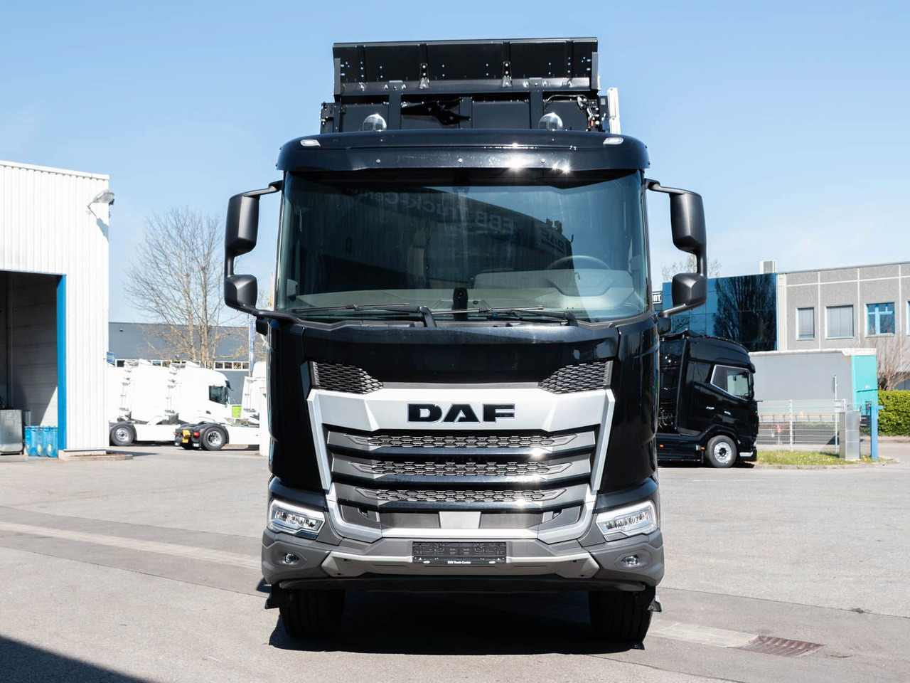 DAF FAT XFC 530 Meiller Trigenius D316 DAF FAT XFC 530 Meiller Trigenius D316 - Camião basculante: foto 2 DAF FAT XFC 530 Meiller Trigenius D316 DAF FAT XFC 530 Meiller Trigenius D316 - Camião basculante: foto 2