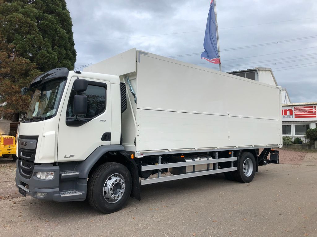 DAF LF 310 18t Zikun Getränkeaufbau DAF LF 310 18t Zikun Getränkeaufbau - Camião transporte de bebidas: foto 2 DAF LF 310 18t Zikun Getränkeaufbau DAF LF 310 18t Zikun Getränkeaufbau - Camião transporte de bebidas: foto 2