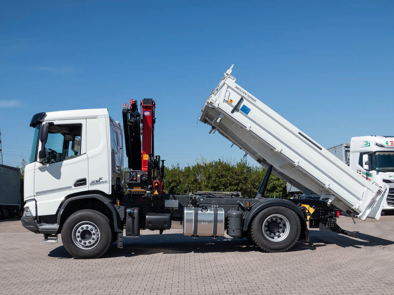 DAF XDC 370 FA Meiller Krankipper HMF DAF XDC 370 FA Meiller Krankipper HMF - Camião basculante: foto 3 DAF XDC 370 FA Meiller Krankipper HMF DAF XDC 370 FA Meiller Krankipper HMF - Camião basculante: foto 3