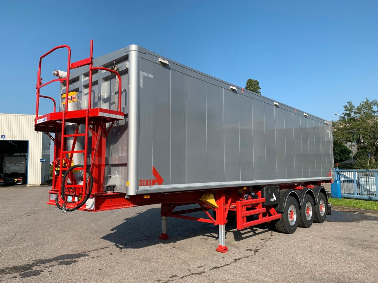 Stas Agrostar 51,8 cbm Stas Agrostar 51,8 cbm - Semi-reboque basculante: foto 5 Stas Agrostar 51,8 cbm Stas Agrostar 51,8 cbm - Semi-reboque basculante: foto 5