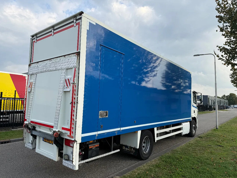 DAF CF 290 2016 - Camião furgão: foto 3 DAF CF 290 2016 - Camião furgão: foto 3