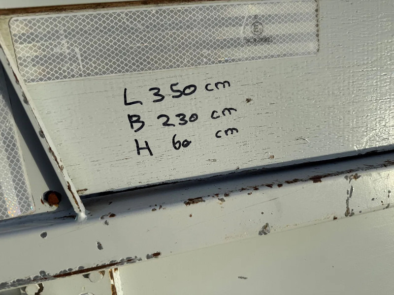 Camião basculante Renault Midlum 180 Doka crewcab 7 seats ex government: foto 17 Camião basculante Renault Midlum 180 Doka crewcab 7 seats ex government: foto 17