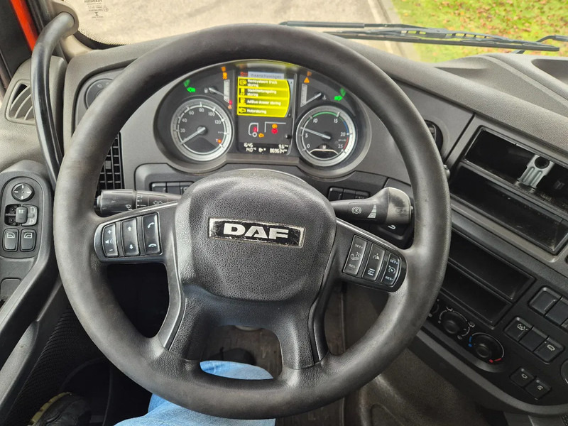 Tractor DAF XF 105.460 460 retarder: foto 10