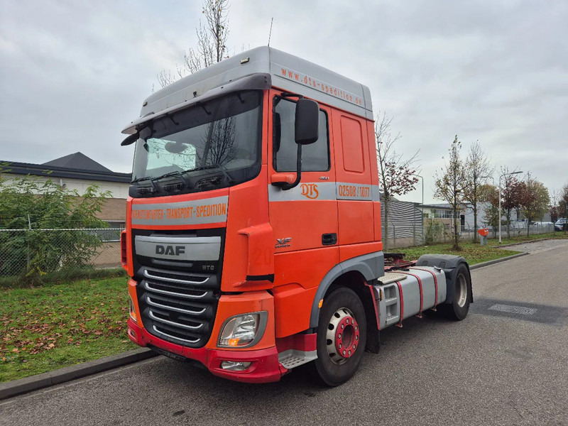 DAF XF 105.460 460 retarder - Tractor: foto 1 DAF XF 105.460 460 retarder - Tractor: foto 1