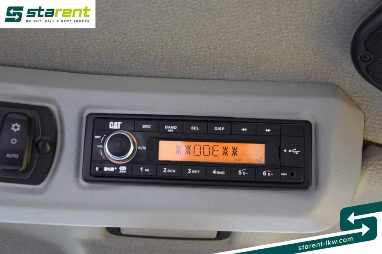 Pá carregadora de rodas CATERPILLAR 938M Radlader Klimaanlage Zentralschmieranlage: foto 17 Pá carregadora de rodas CATERPILLAR 938M Radlader Klimaanlage Zentralschmieranlage: foto 17