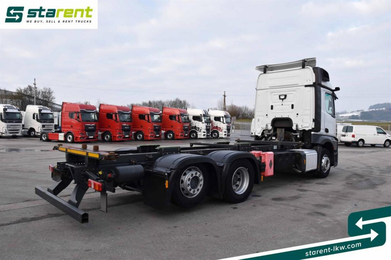 Mercedes Benz Actros 2645L Retarder Mirror Cam NAVI Liftachse - Camião transportador de contêineres/ Caixa móvel: foto 5 Mercedes Benz Actros 2645L Retarder Mirror Cam NAVI Liftachse - Camião transportador de contêineres/ Caixa móvel: foto 5