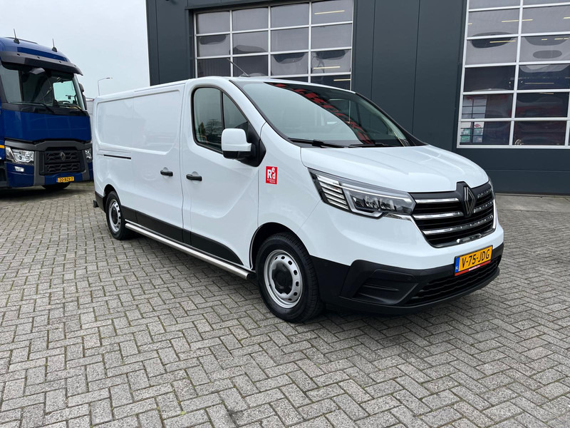 Renault Trafic E-Tech Red L2 H1, Nieuwstaat/New condition, Lees omschrijving/Read description - Furgão compacto, Carrinha elétrica: foto 5 Renault Trafic E-Tech Red L2 H1, Nieuwstaat/New condition, Lees omschrijving/Read description - Furgão compacto, Carrinha elétrica: foto 5