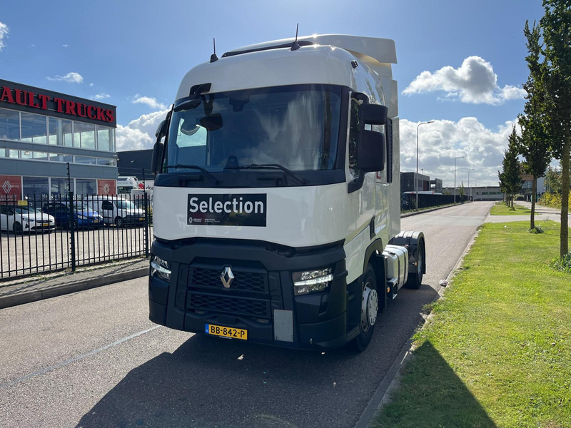 Renault T-13 EVO 480 T4X2, SELECTION, SLEEPERCAB - Tractor: foto 3 Renault T-13 EVO 480 T4X2, SELECTION, SLEEPERCAB - Tractor: foto 3