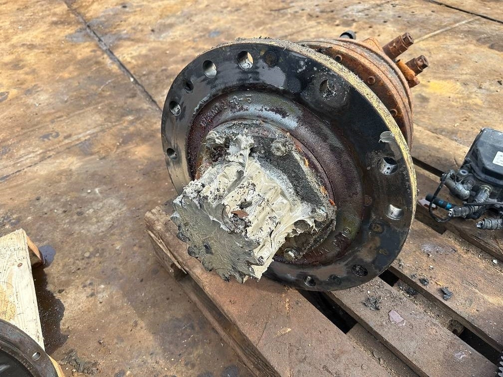 CAT 323 swing motor 515-6105 378-9516 - Hidráulica por Máquina de construção: foto 2 CAT 323 swing motor 515-6105 378-9516 - Hidráulica por Máquina de construção: foto 2