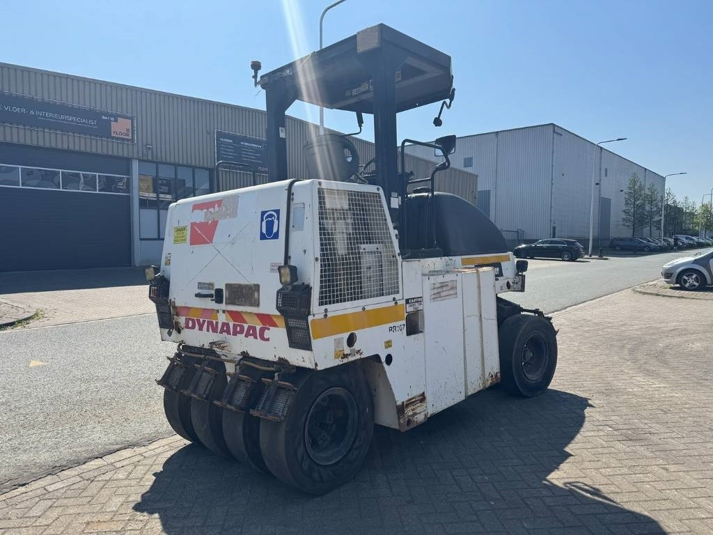 Dynapac CP 142 - Compactador de pneus: foto 5 Dynapac CP 142 - Compactador de pneus: foto 5