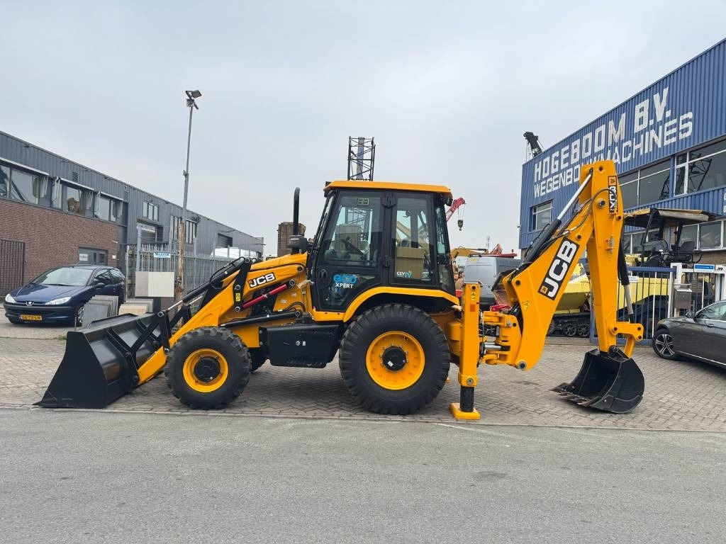 JCB 3 CX with hammer line ( UNUSED ) - Retroescavadeira: foto 2 JCB 3 CX with hammer line ( UNUSED ) - Retroescavadeira: foto 2
