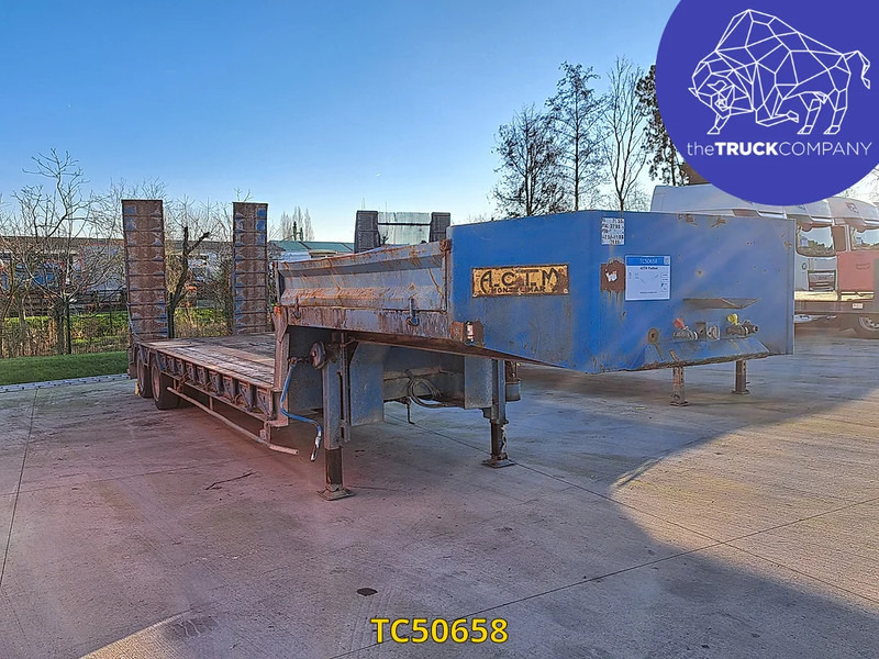 ACTM - Semi-reboque plataforma/ Caixa aberta: foto 1 ACTM - Semi-reboque plataforma/ Caixa aberta: foto 1