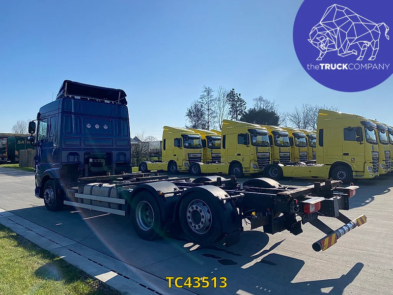 DAF XF Euro6 480 - Camião transportador de contêineres/ Caixa móvel: foto 3 DAF XF Euro6 480 - Camião transportador de contêineres/ Caixa móvel: foto 3