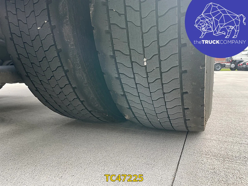 DAF XF Euro6 480 - Camião transportador de contêineres/ Caixa móvel: foto 4 DAF XF Euro6 480 - Camião transportador de contêineres/ Caixa móvel: foto 4