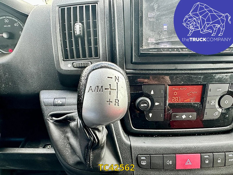 Carrinha de contentor Fiat Ducato meubelbak + lift 3.0D automaat: foto 9