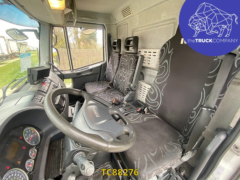 Iveco EuroCargo 120 E22 - Camião frigorífico: foto 4 Iveco EuroCargo 120 E22 - Camião frigorífico: foto 4