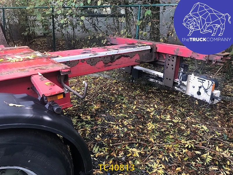 Semi-reboque transportador de contêineres/ Caixa móvel Krone: foto 11