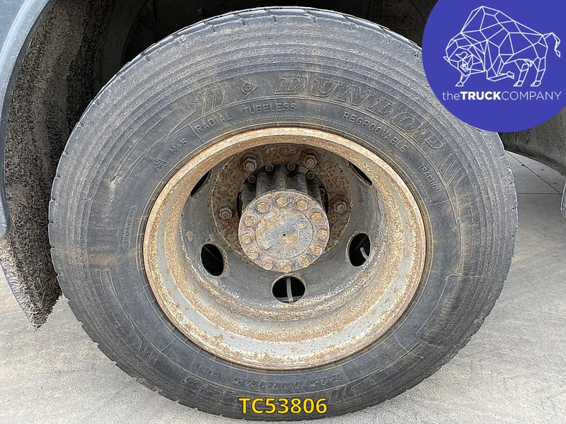 MAN L 2000 12.220 - Caminhão tanque: foto 4 MAN L 2000 12.220 - Caminhão tanque: foto 4