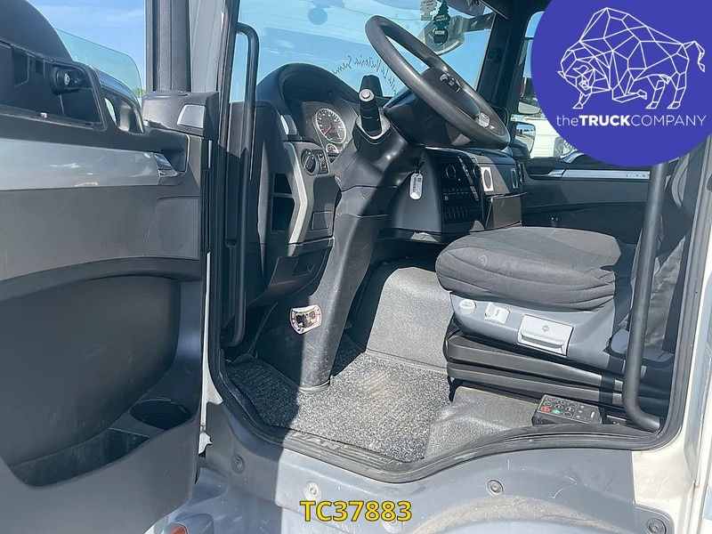 MAN TGL 220 - Camião de lona: foto 3 MAN TGL 220 - Camião de lona: foto 3