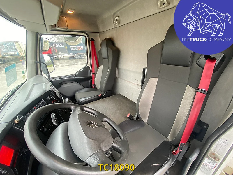 Renault D 240 - Camião frigorífico: foto 2 Renault D 240 - Camião frigorífico: foto 2