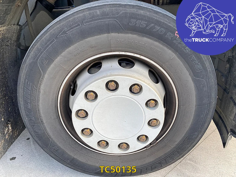 Renault D 320 - Camião frigorífico: foto 4 Renault D 320 - Camião frigorífico: foto 4