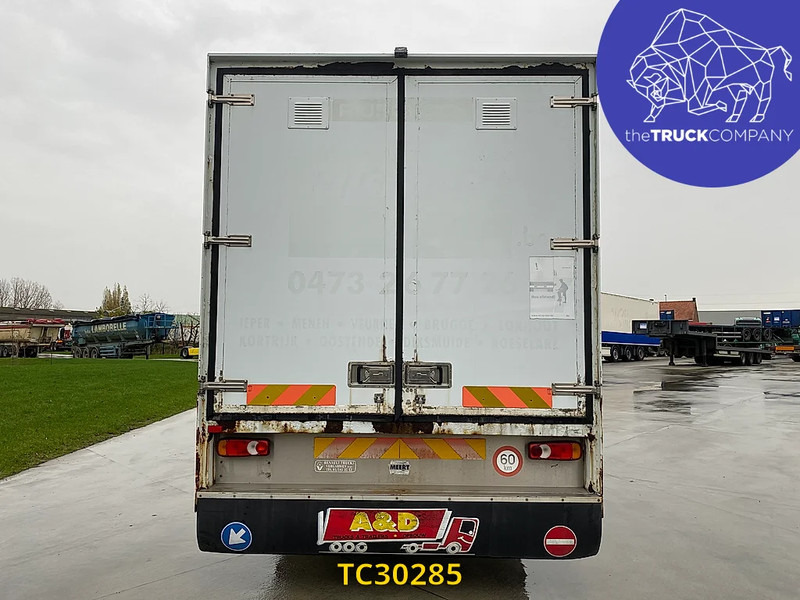 Renault Midlum 220 - Camião furgão: foto 3 Renault Midlum 220 - Camião furgão: foto 3