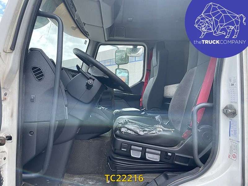 Renault Premium 280 - Camião furgão: foto 2 Renault Premium 280 - Camião furgão: foto 2