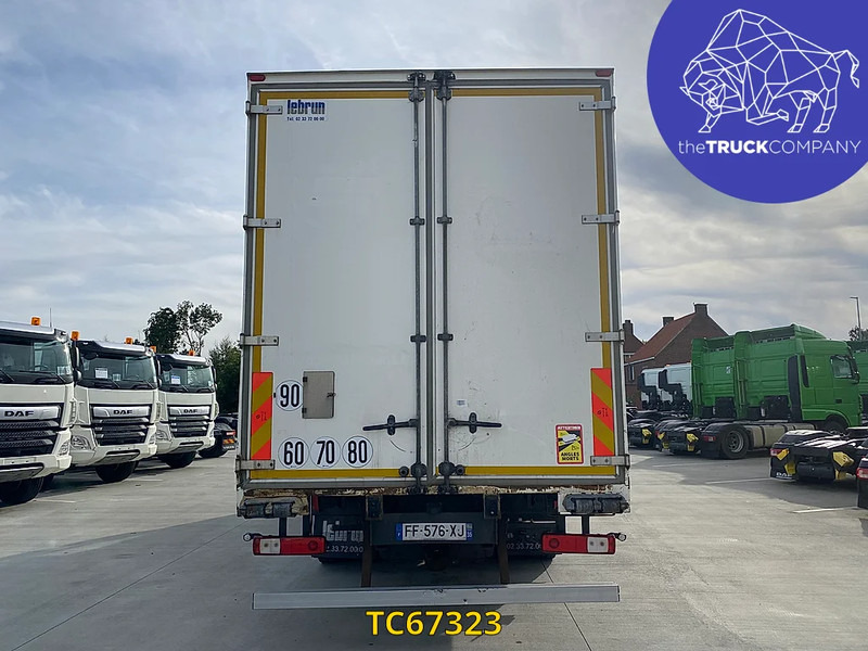 Renault T 460 - Camião furgão: foto 4 Renault T 460 - Camião furgão: foto 4