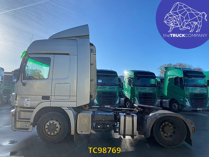 Mercedes-Benz Actros 1844 - Tractor: foto 2 Mercedes-Benz Actros 1844 - Tractor: foto 2
