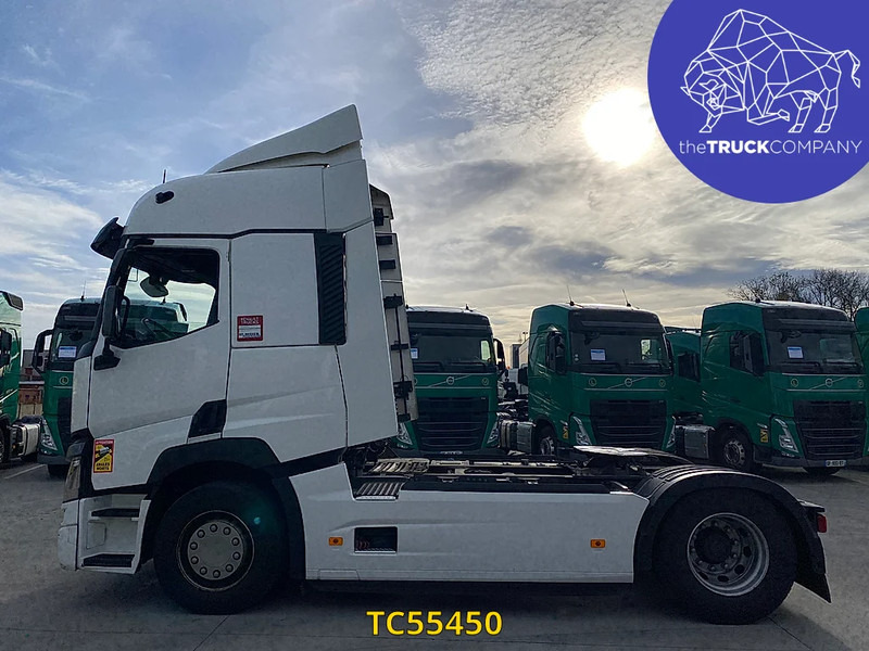 Renault T 460 - Tractor: foto 2 Renault T 460 - Tractor: foto 2