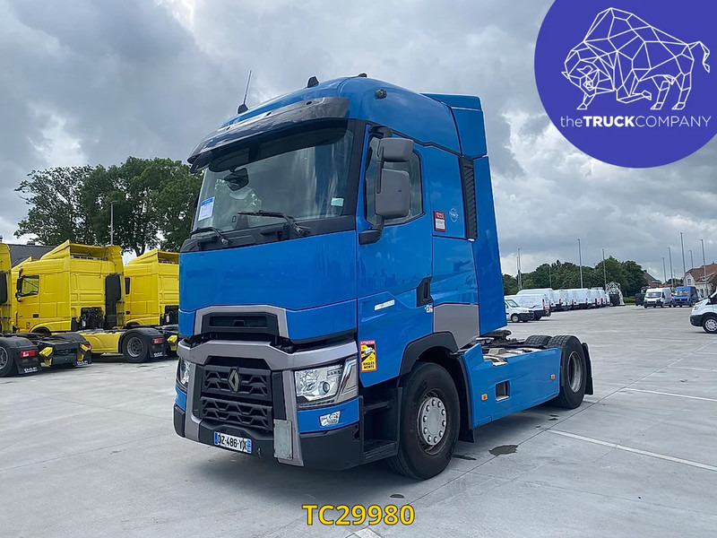Renault T 520 - Tractor: foto 1 Renault T 520 - Tractor: foto 1