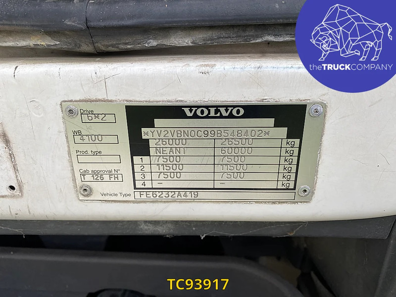 Caminhão de lixo Volvo FE 320: foto 6